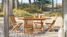 Highland Acacia Table And Chairs
